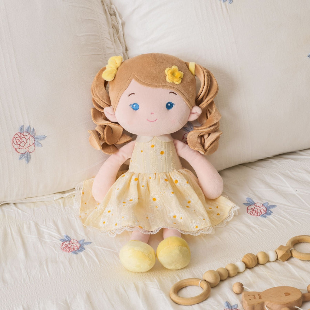 Personalized Daisy Girl - Yellow - Pretty Doll Clothes Set